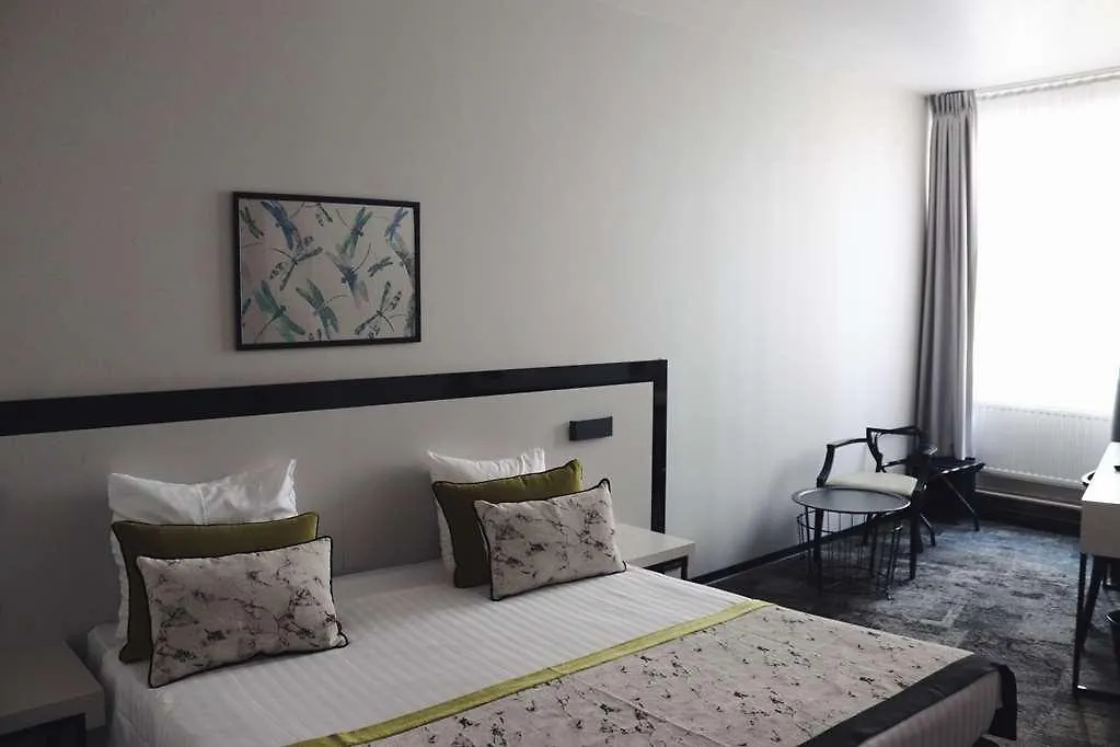 ***  Hotel Floris Arlequin Grand-Place Brussels Belgium